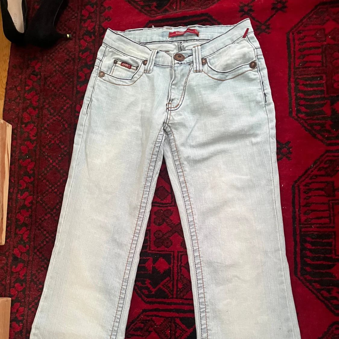 Ljusblåa jeans - 91