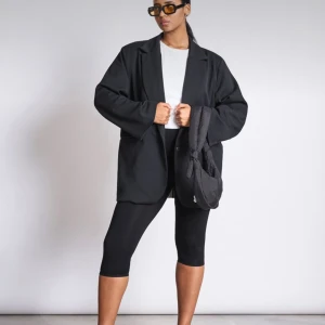 Capri leggings - Capri leggings. Använt skick. Skriv vid fler bilder eller intresse 🖤