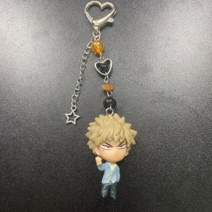 Bakugo nyckelring  - 100% handgjord av mig, läs sista bilden om du vill köpa!! Tryck ej på köp nu utan att fråga mig! ♥︎ 