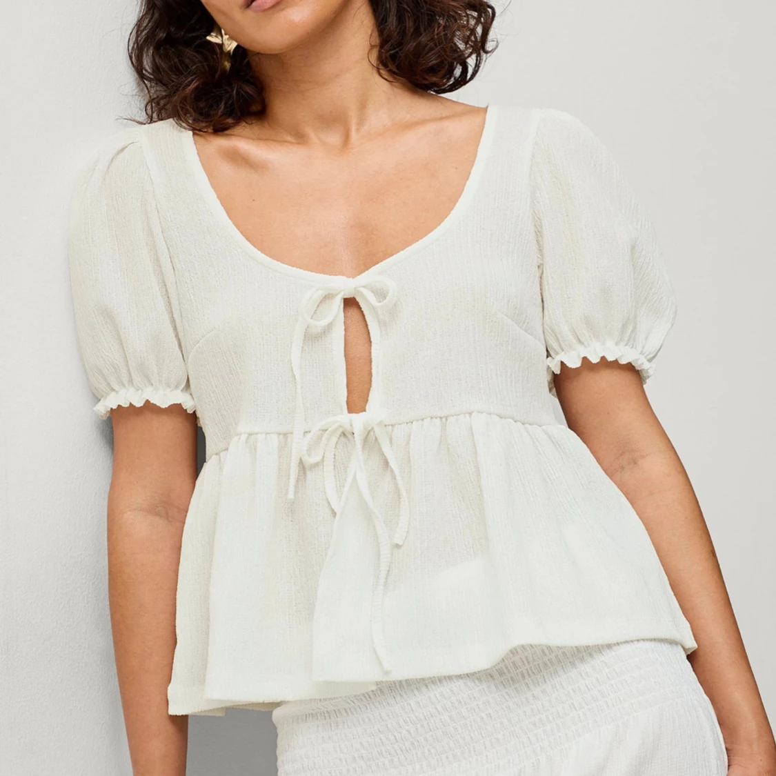 Topp knytband ginatricot