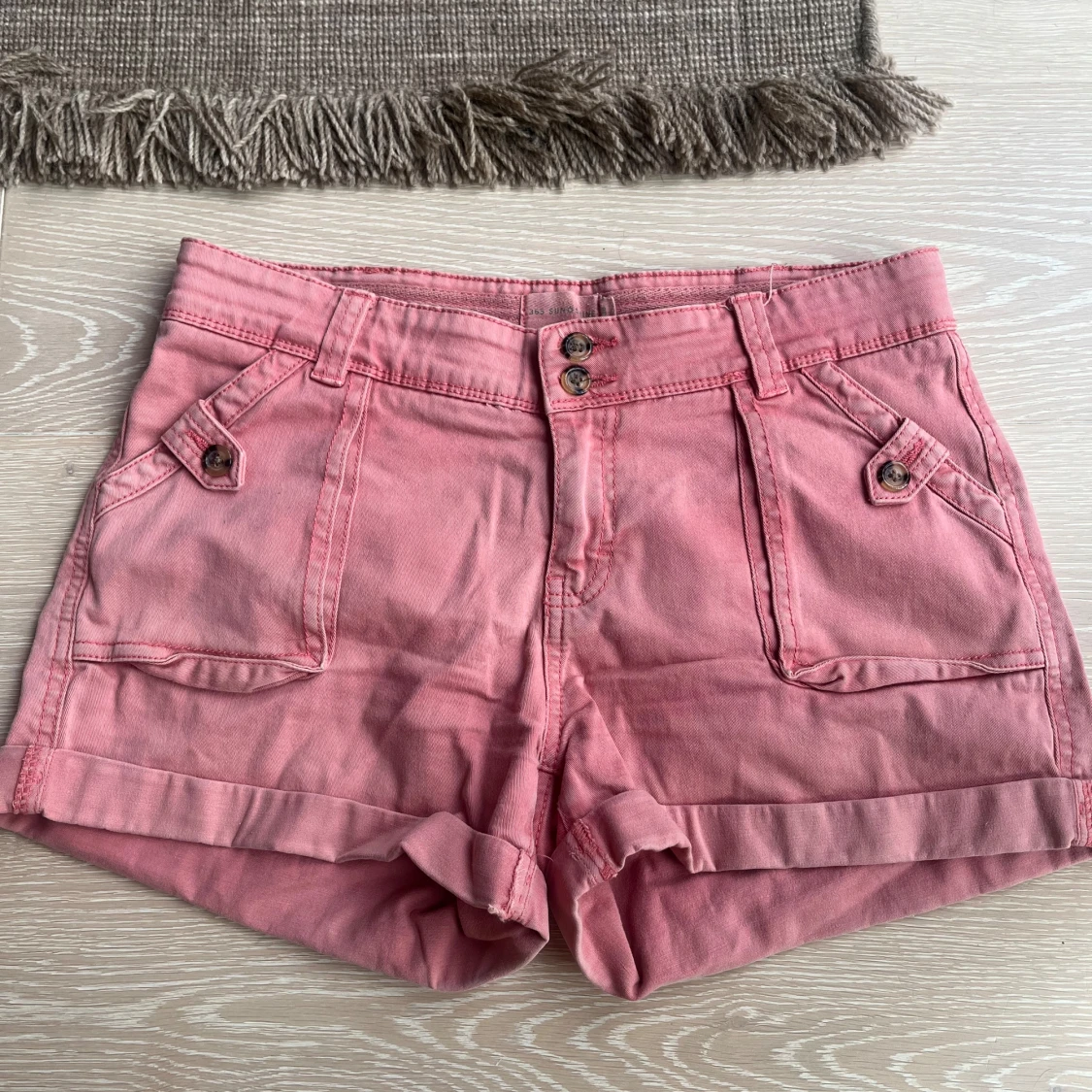 Lågmidjade shorts 