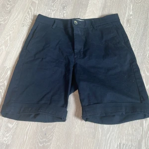 Shorts  - Säljer shorts i stolek XS/S. De är aldrig använda. Pris kan även diskuteras vid snabb affär. Ny pris 400kr