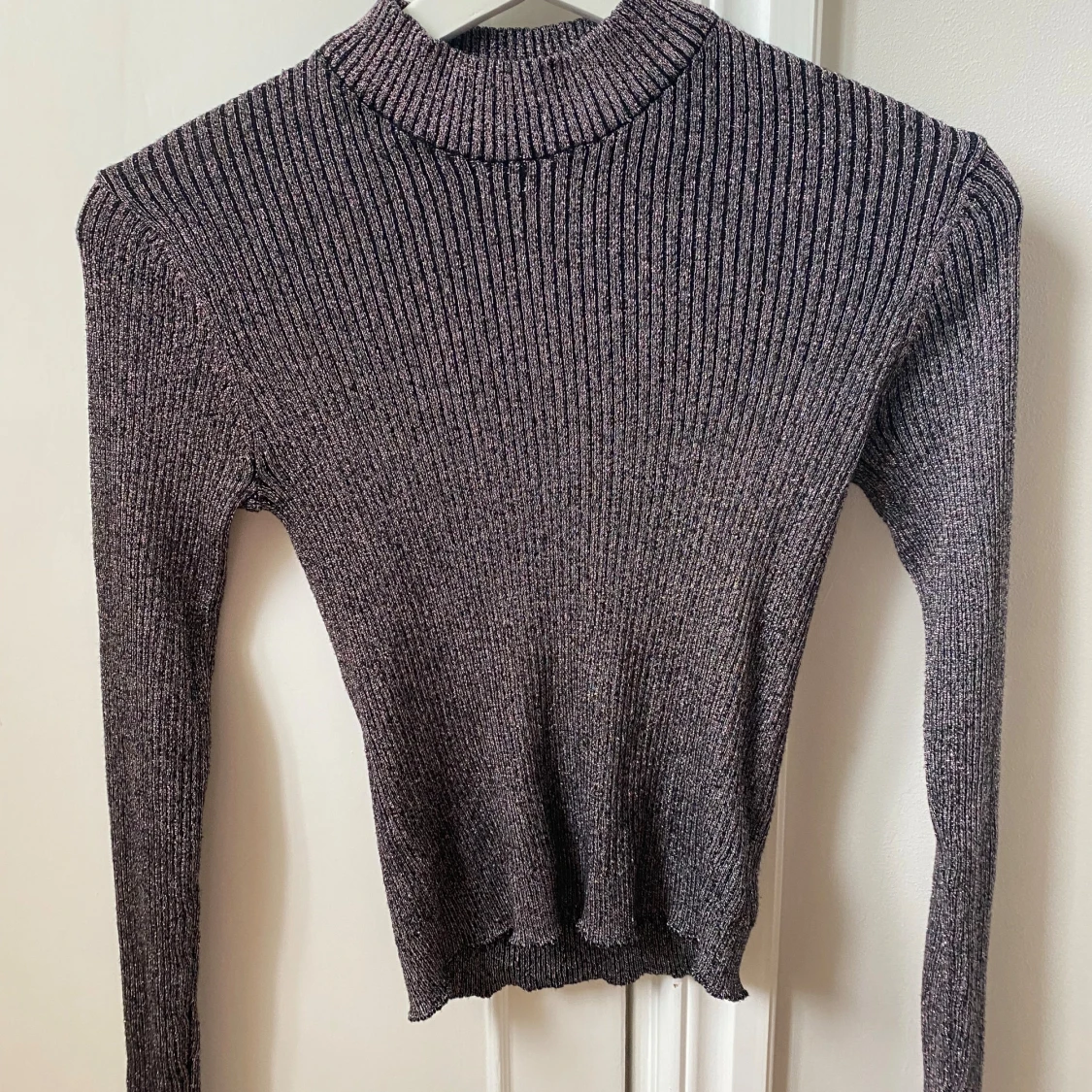 Glittrig tröja  - 90