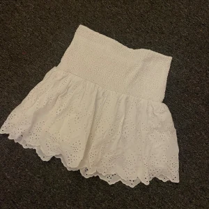 Vit kjol - Som ny❤️