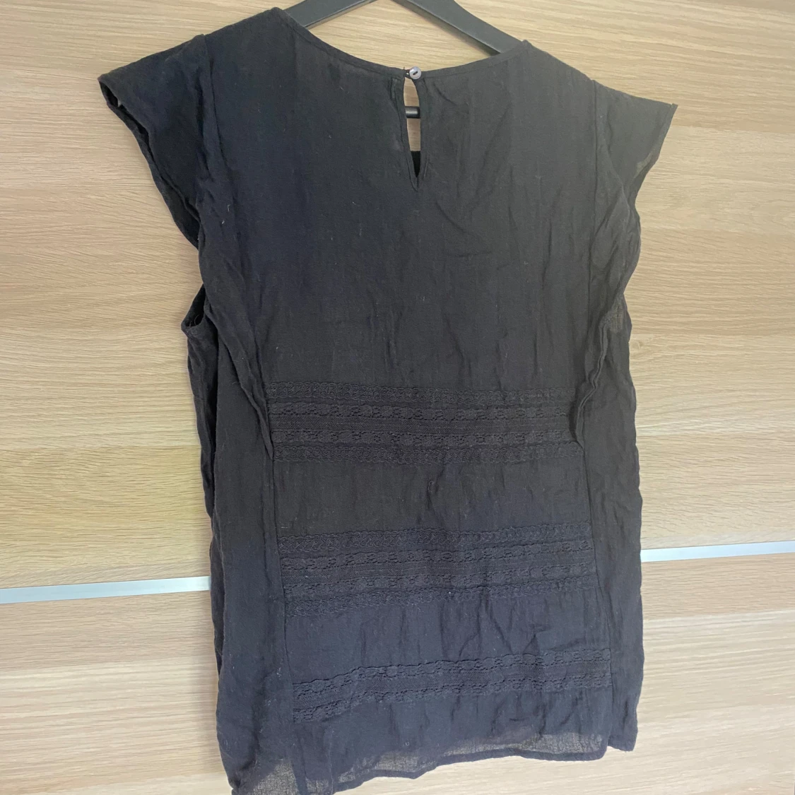 Svart Vila blus  - 92