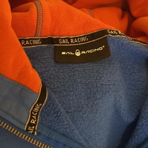 Sail racing - Jättefin men lite skador på armarna som ni ser på sista bilder då säljer jag billigt