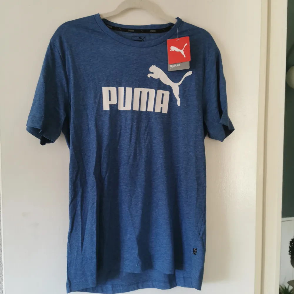 Puma t-shirt Storl M Katt finns i hemmet . T-shirts.