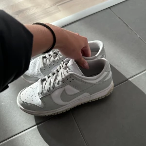 Nike dunk storlek 40 - Säljer mina dunks då dom inte kommer till använding. Storlek 40