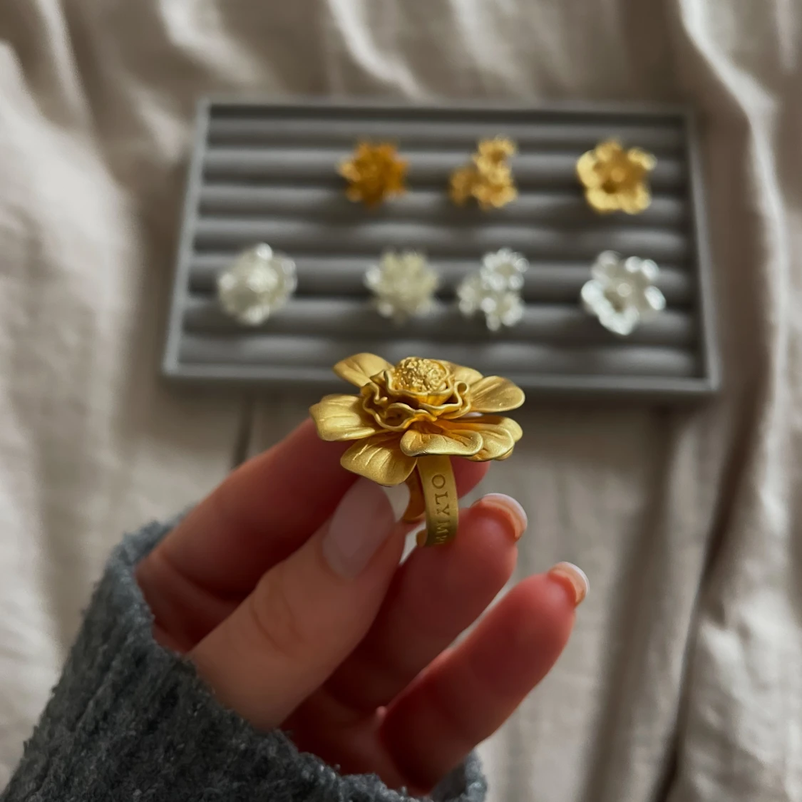 Marigold ring