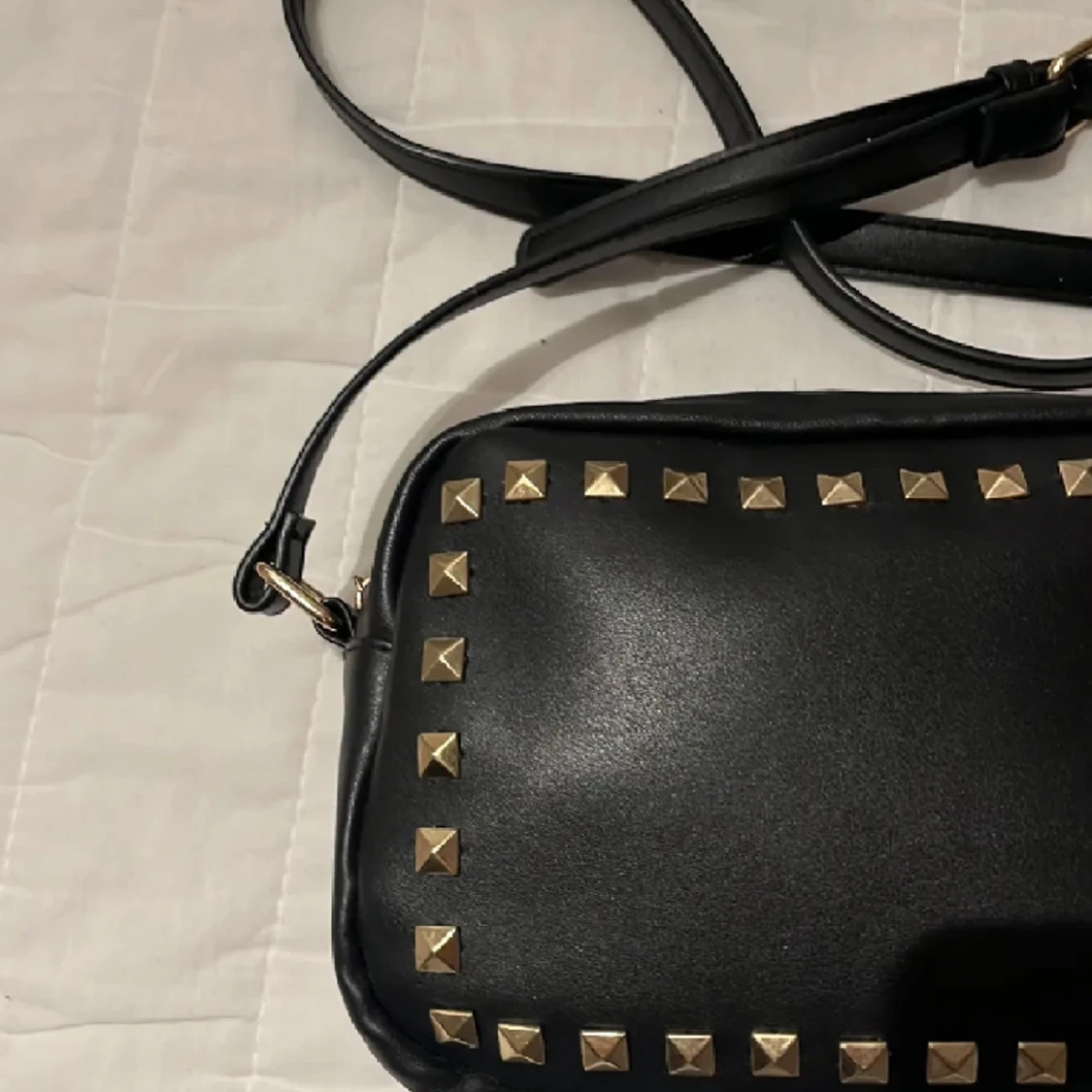 Valentino liknande väska  - 90