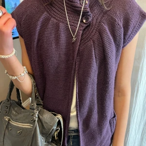 Stickad kofta  - Säljer denna snygga stickade❤️❤️❤️