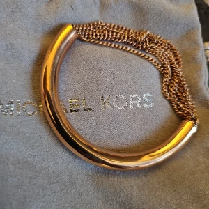 Michael kors armband - Nytt michael kors armband.