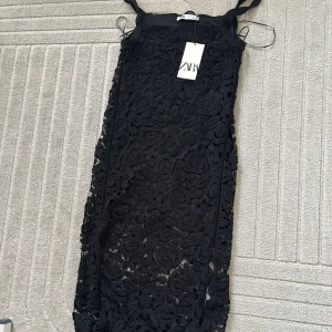 Zara klänning ny  - Storlek s