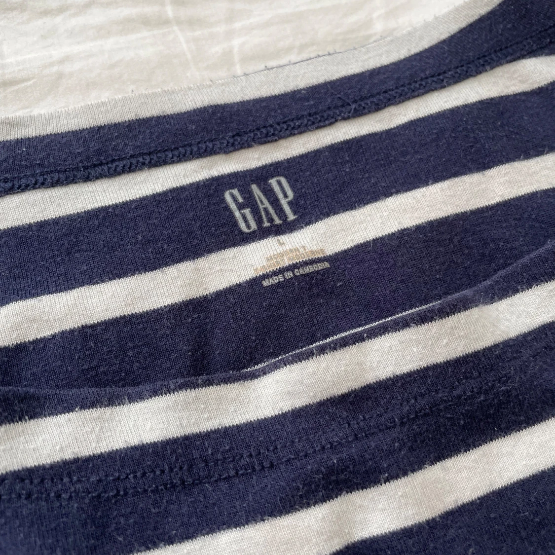 Randig GAP sweatshirt  - 90