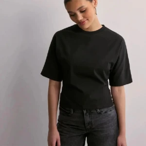 Topp - 190 kr, strl s