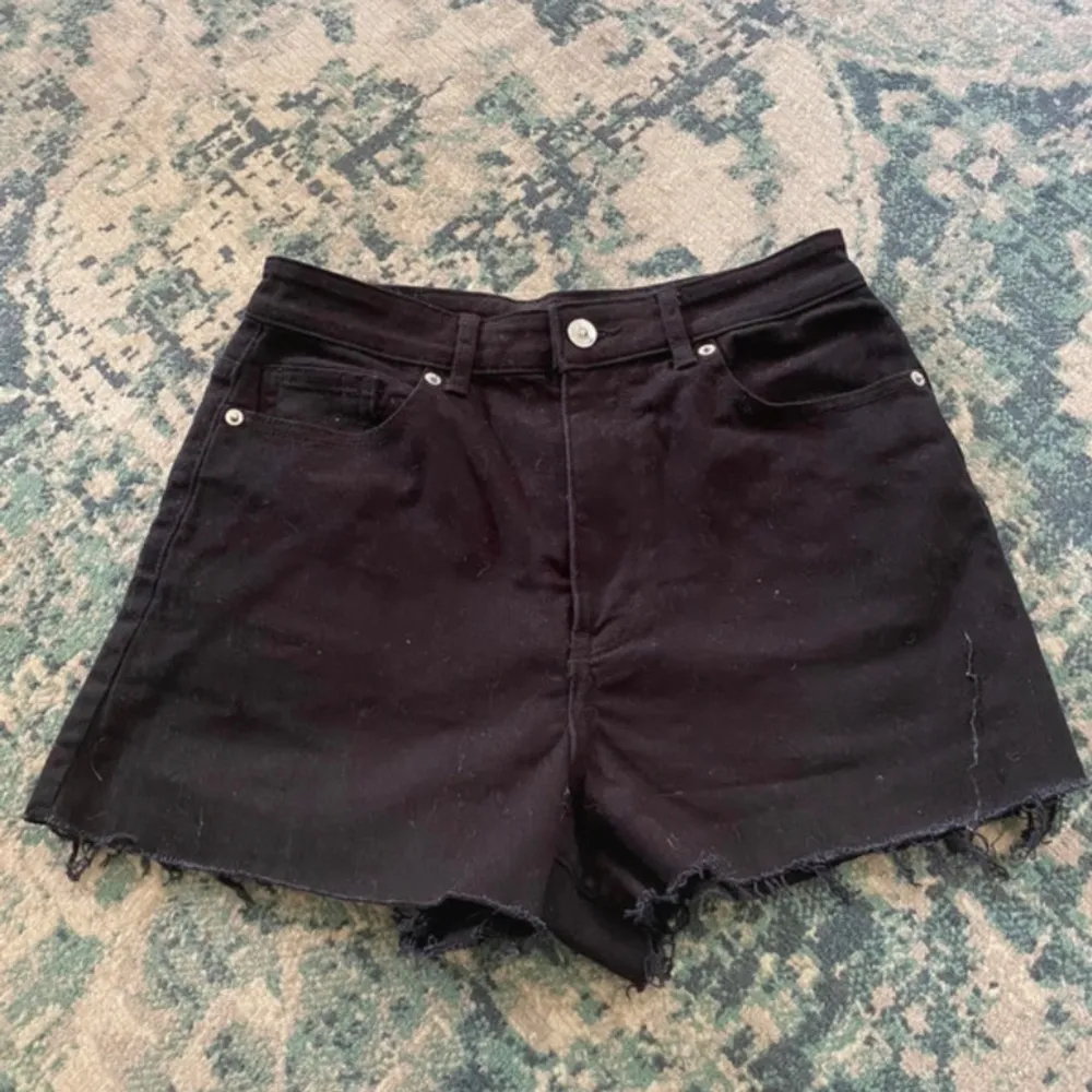 Storlek S. Shorts.