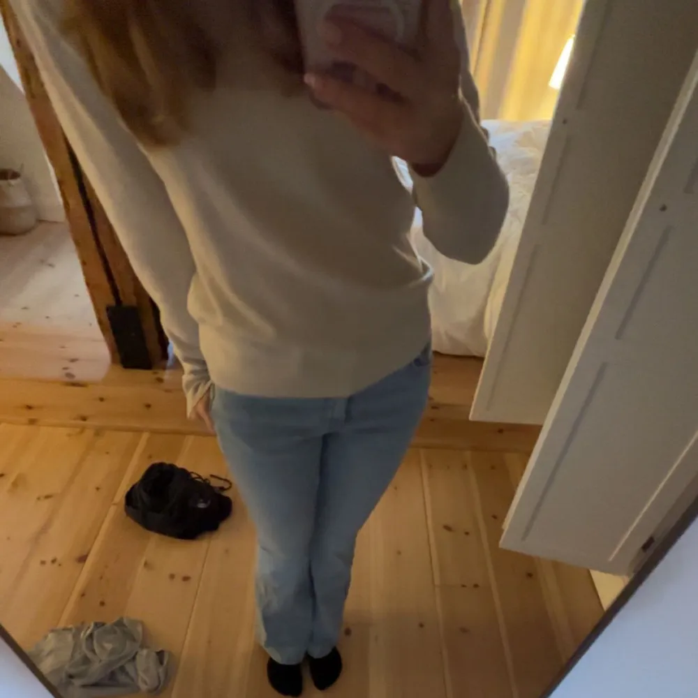 Ljusblåa jeans från Gina i nytt skick💕 Priset kan diskuteras vid snabb affär!😍 . Jeans & Byxor.