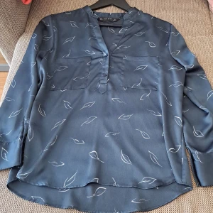 Shirt - This is a shirt from zara i bought and cut the tag from it but never used before!!!