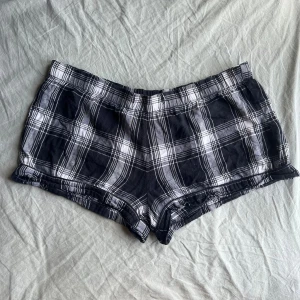 Shorts - Korta shorts/pyjamsshorts som tappat snöret❤️‍🩹