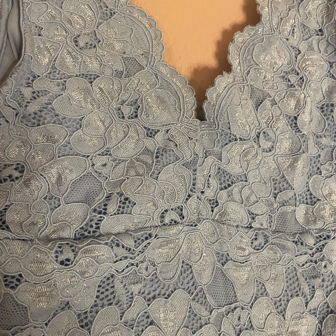 Ljusblå spetslinne - 92