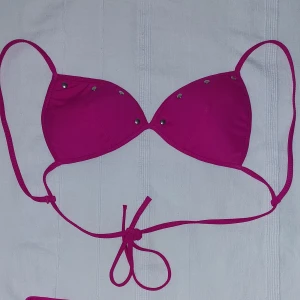 Rosa bikini - Gulliga små detaljer, såldes separat i butik men jag säljer båda delarna tsm