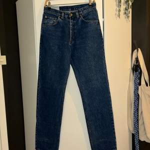Riktigt snygga Vintage Jeans från Jacob Cohen!  Size är 30. Skriv om du frågor!