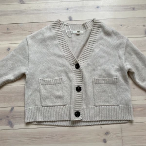 Super fin kofta!💕 - Säljer den a då den inte kommer till användning 💕