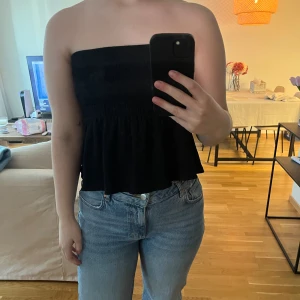 Bandau topp - Från ginatricot. Aldrig använd 