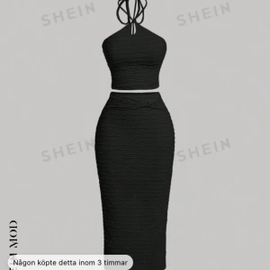 Tvådelad outfit SHEIN - Svart set från SHEIN, aldrig använd. Kjol och topp. Originalpris 189kr