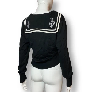 Hell Bunny  - Hell Bunny, storlek XL I fint skick, från Hell Bunny. 81% viskos & 19% nylon. MÅTT: Ärmlängd 58cm, armhåla till armhåla 50cm & längd 45cm