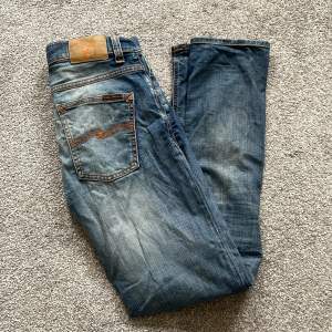 Nudie jeans i storlek W30 L32  