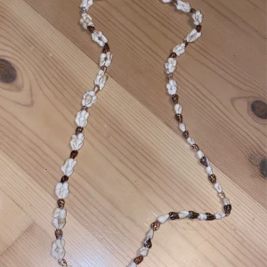 Halsband - Ett halsband.