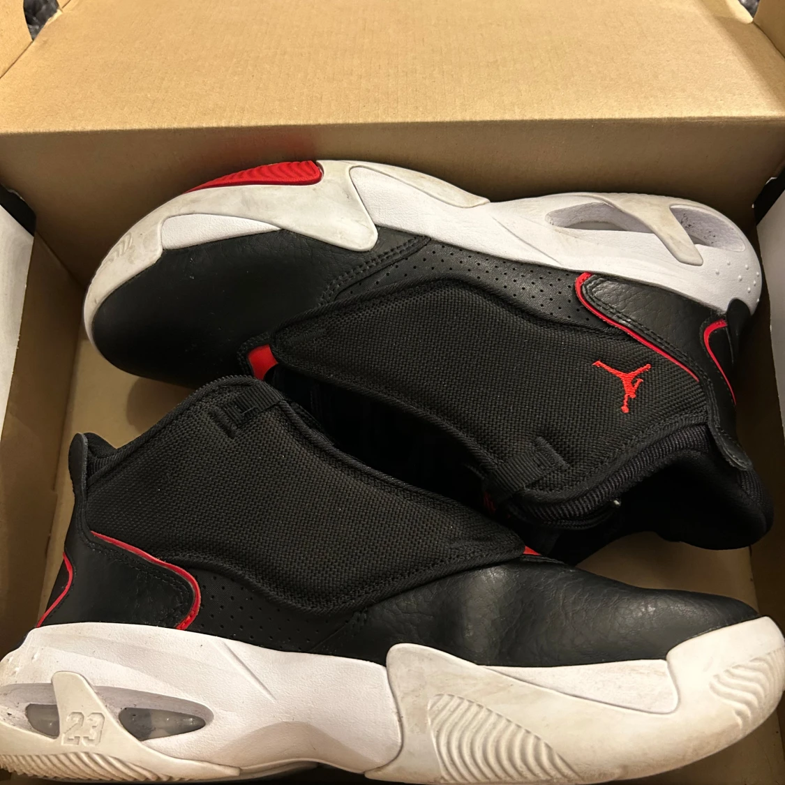 JORDAN MAX AURA 4 (GS) - 91