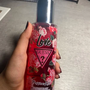 Parfym-mist (”fragrance mist”) - Använt en gång Nyskick🤩