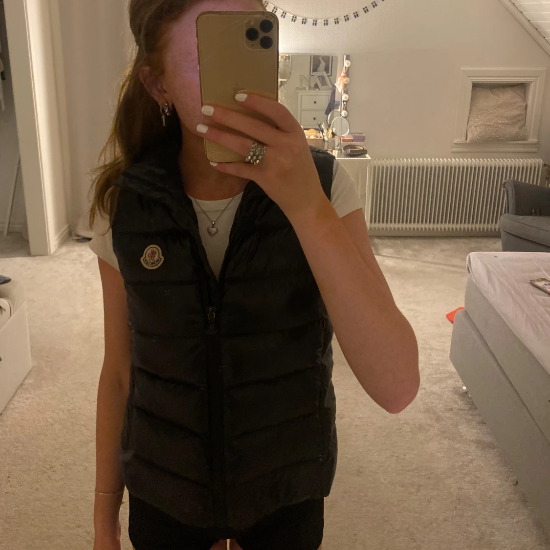 Äkta moncler väst🫶🏼 - 90