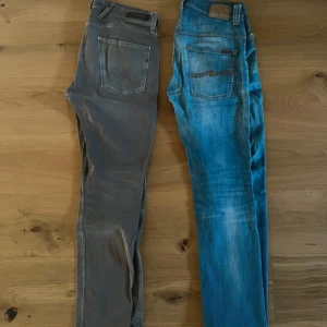 2st jeans Replay & Nudie - Tjenare! Säljer dessa 2 as feta/Grisch Replay och nudie jeans! Båda är i riktigt bra skick och använda ett fåtal gånger! Ny pris på dessa 2 skulle ligga på runt 2000-2500kr men vi säljer dessa 2 för bara 999kr! Hör av er vid minsta fundering😍