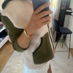 Kofta  - Snygg kofta från zara! 