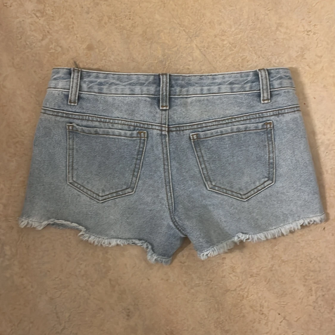 Jättesnygga brandy shorts! - 90