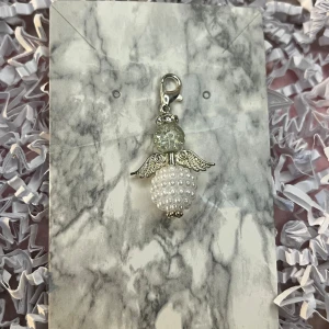 Vit och genomskinlig lyckoängel  - Vit och genomskinlig lyckoängel. 