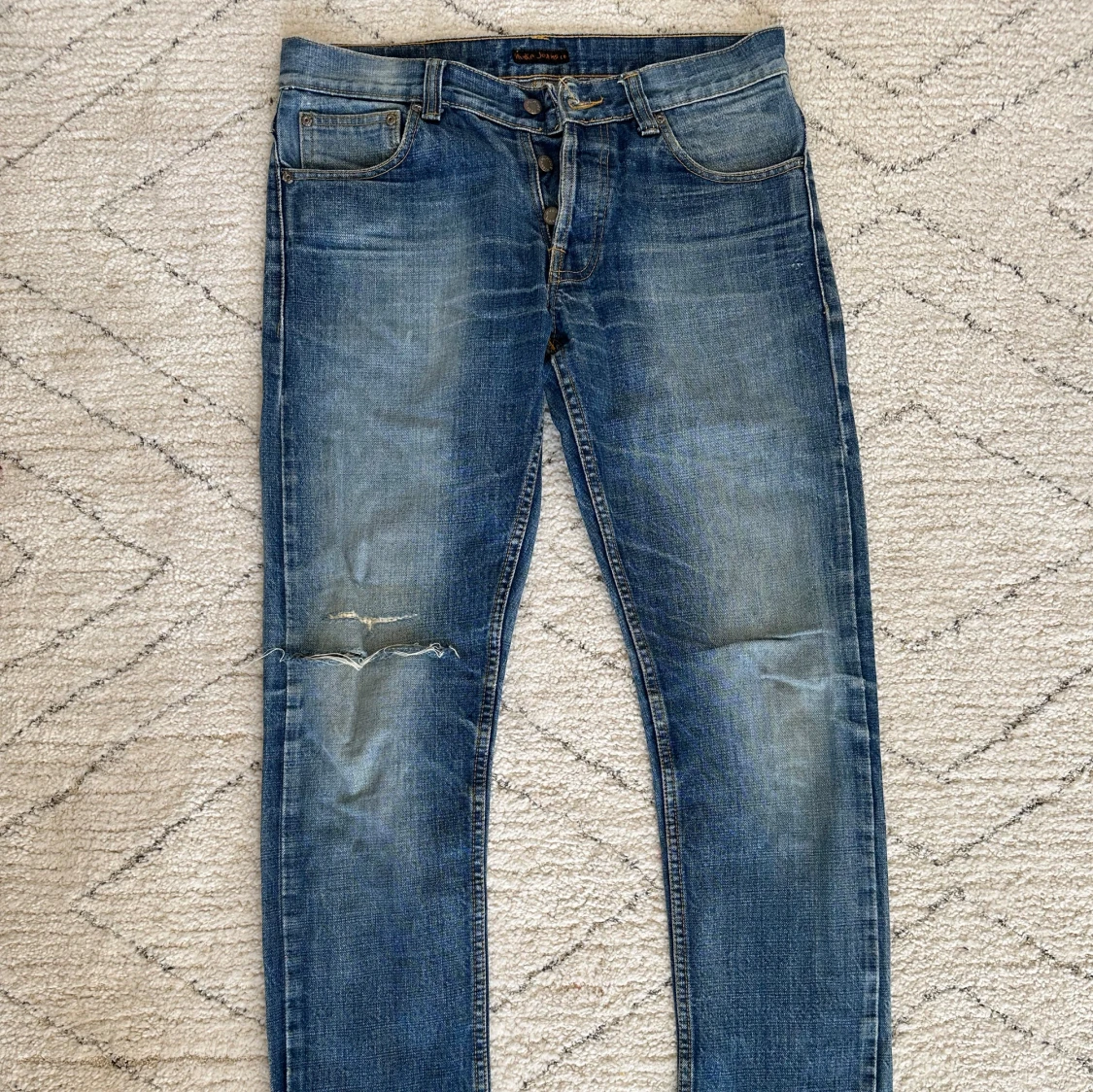 Nudie jeans (ripped)