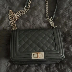 Väska  - Ifrån ur och Penn 