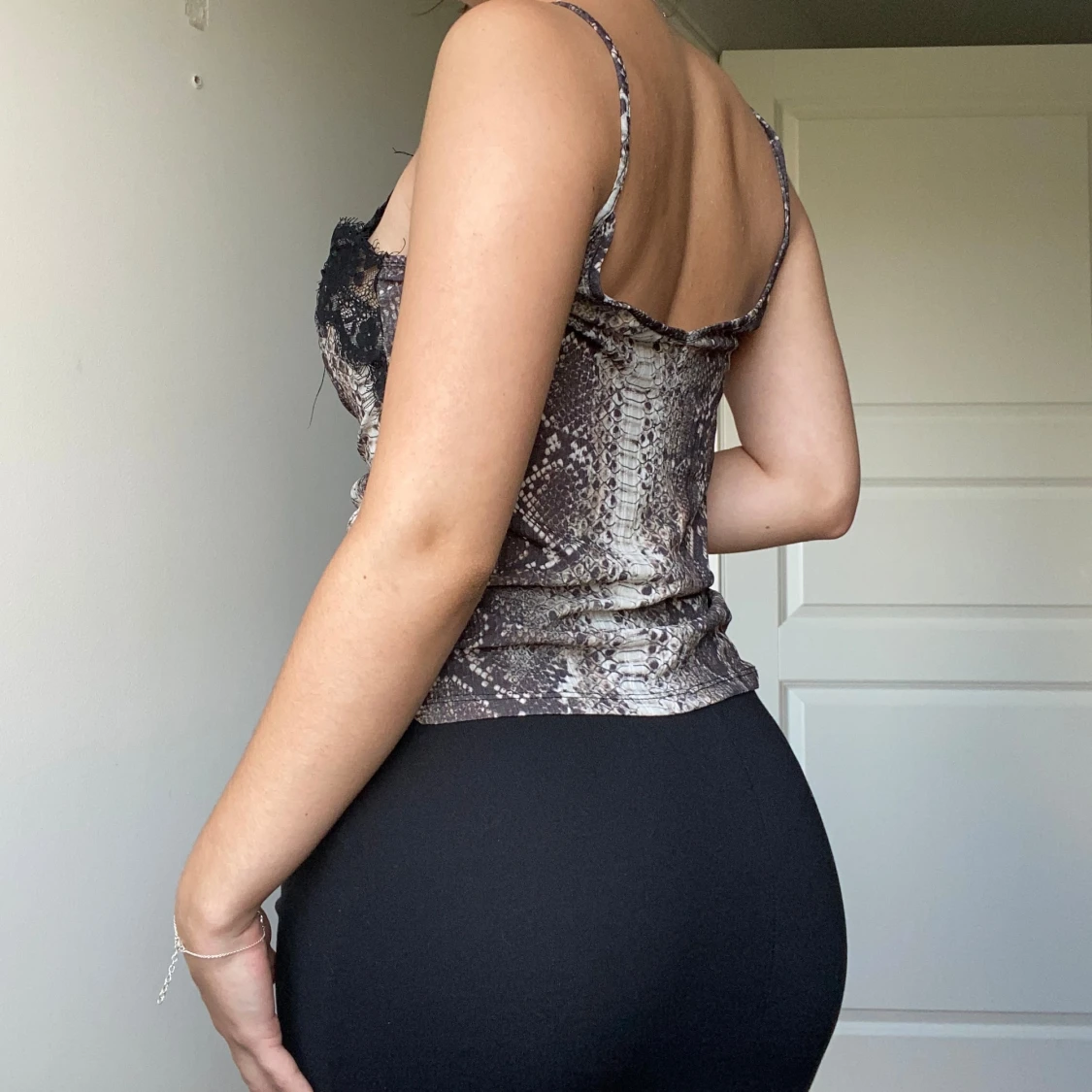 Ormmönstrad linne  - 91