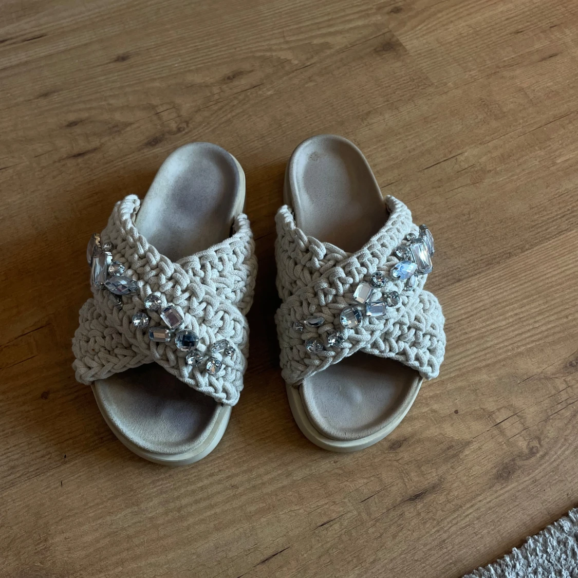 intressekoll på mina Inuikii tofflor