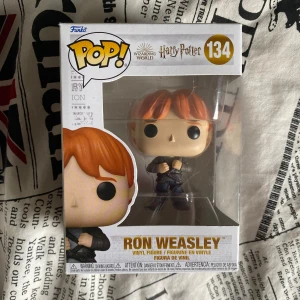 Funko pop ron  - Inte öppnad