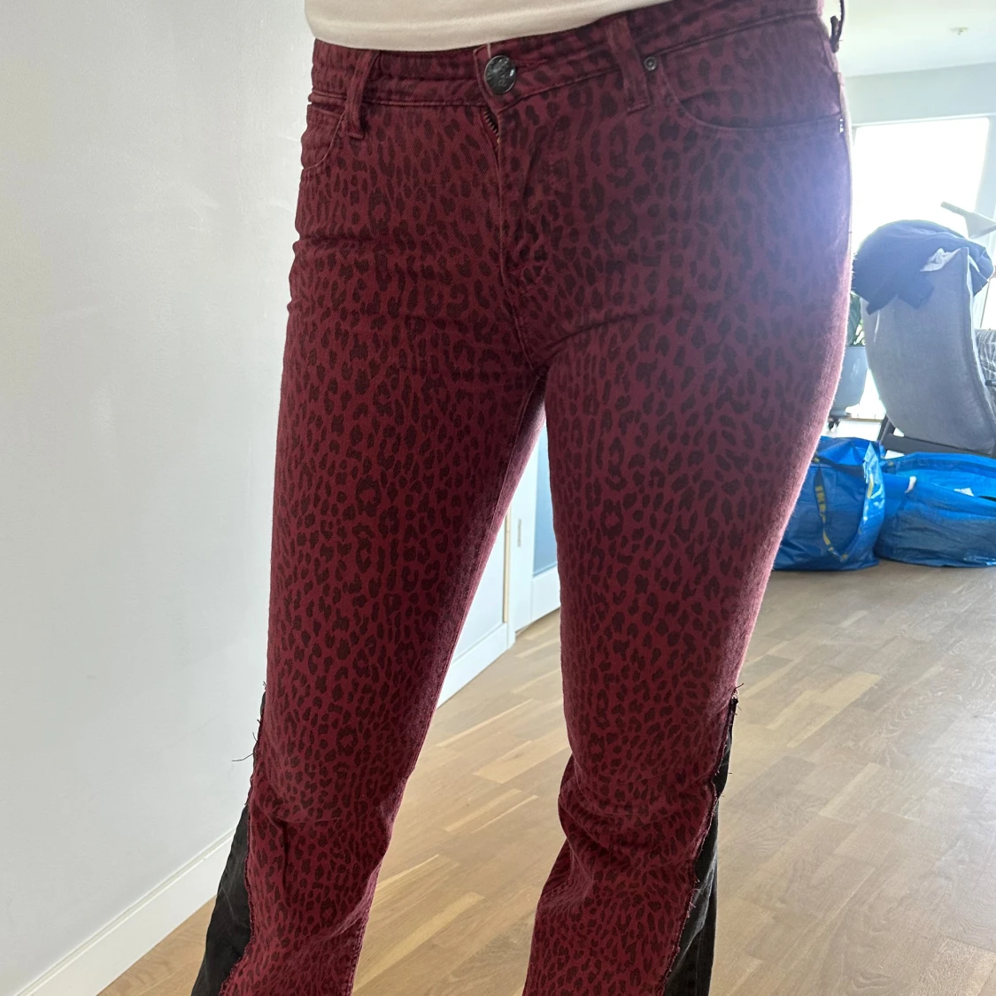 Lågmidjade leopard jeans - 91