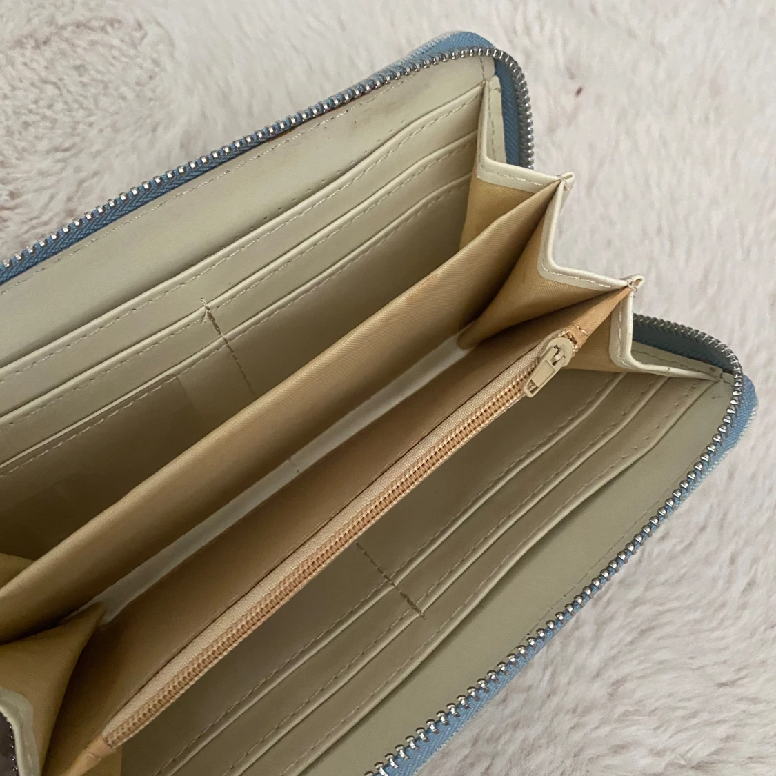 Jätte söt plånbok - 90