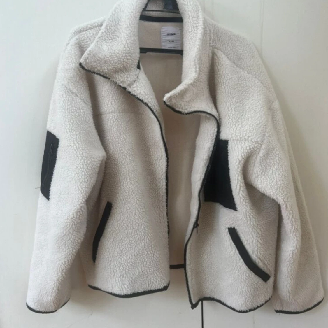 SÖKES: Teddy jacka Cotton On (ASOS) - 91