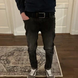 Flätat bälte/ grich bälte kan man också säga bra skick köpte förv5 daggar sen inte min färg  - 85cm mycket bra skick typ använt 2 gånger 