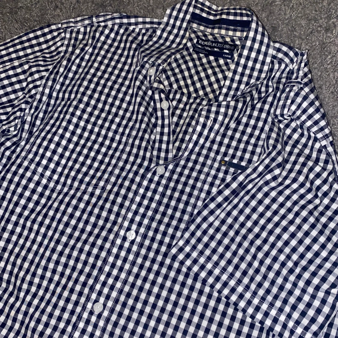 Kortärmad skjorta från Ecko Unltd  - 91