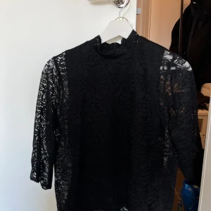 Spetstopp  - Jättefin och i superbra skick 